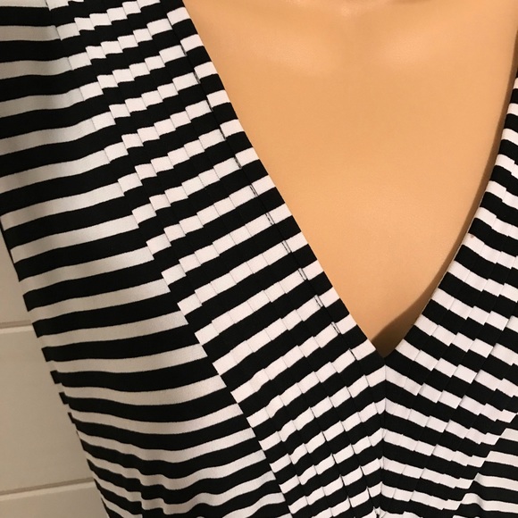 Calvin Klein Dress with pockets - Picture 6 of 6